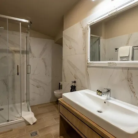 Ar Apartment *