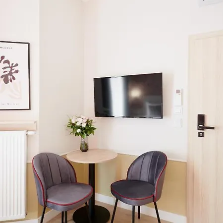 Ar Apartment *