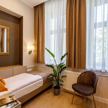 Апартаменти Ar *